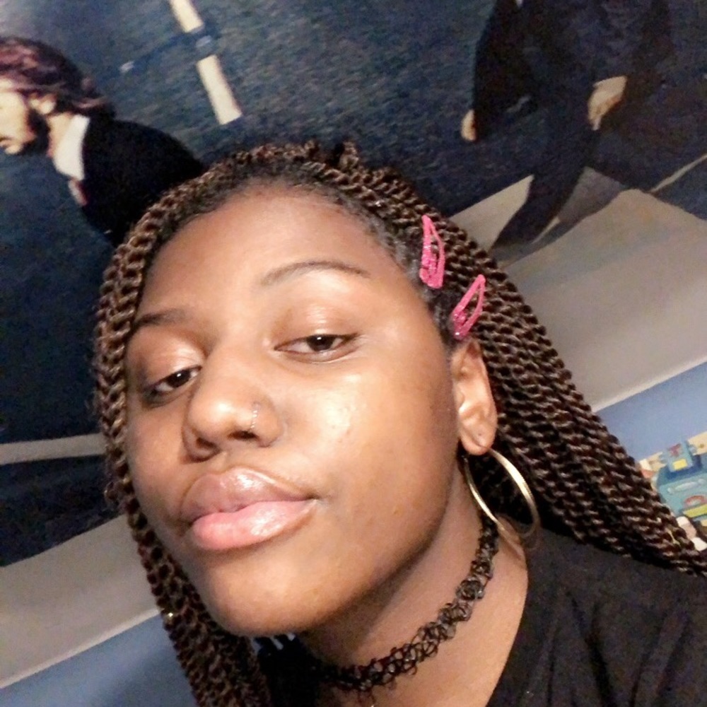 Meet your Posher, Catalya